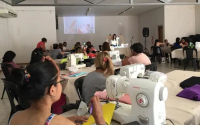 El Polo Textil Municipal lanzó más de 15 nuevos talleres en ciudad y distritos