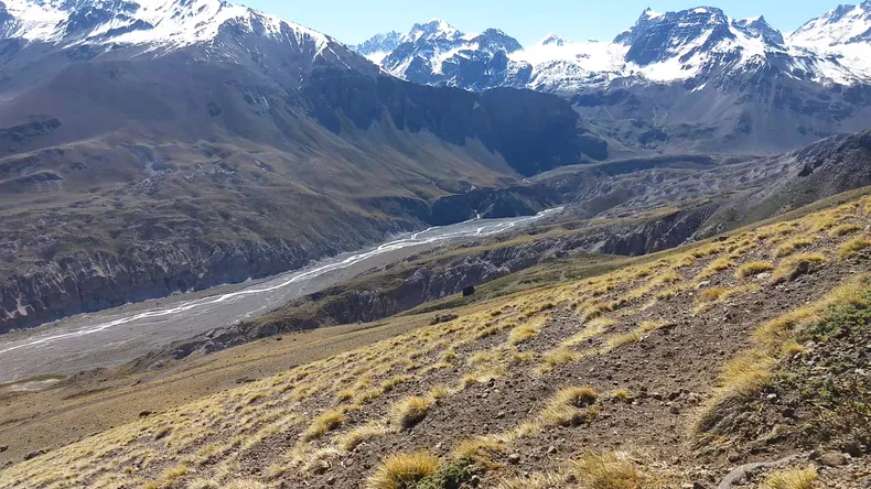 El proyecto busca unir San Rafael con Chile mediante un corredor de baja altura. El proyecto busca unir San Rafael con Chile mediante un corredor de baja altura.