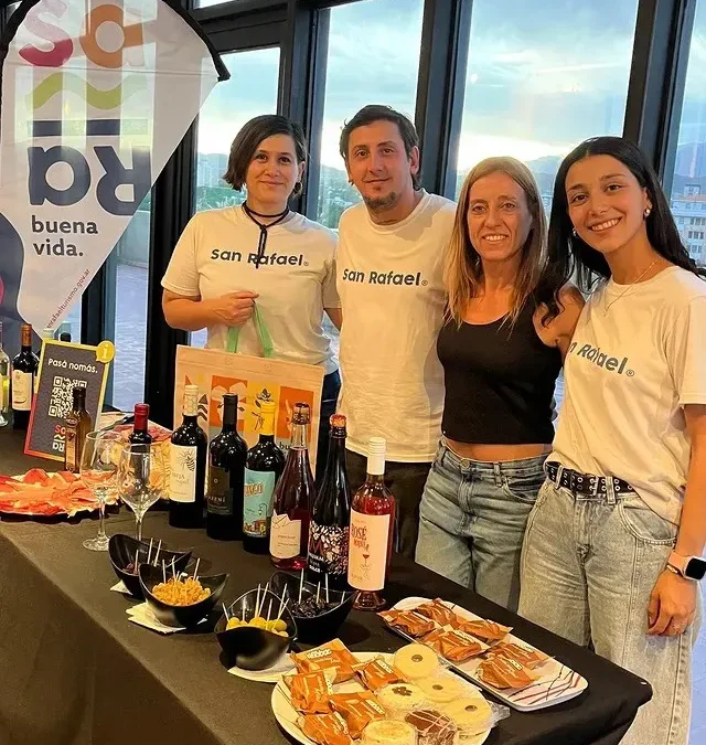 Exitosa promoción turística de San Rafael en la Ciudad de Mendoza