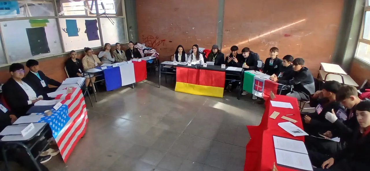 Los jóvenes que se destaquen podrán acceder a la instancia nacional de Uniendo Metas en Buenos Aires. Los jóvenes que se destaquen podrán acceder a la instancia nacional de Uniendo Metas en Buenos Aires.
