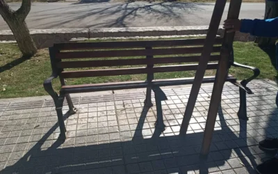 Vandalismo y daños afectaron a la histórica Plaza Centenario de la Villa 25 de Mayo
